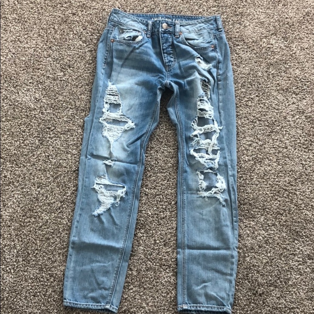 American Eagle Tomgirl Jeans.